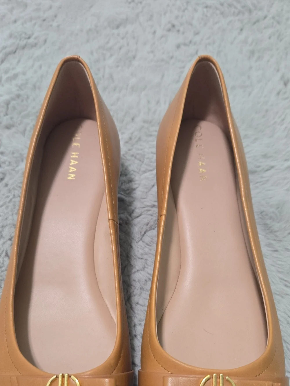 Cole Haan Malta low wedge heels with bow design mustard tan color size 10